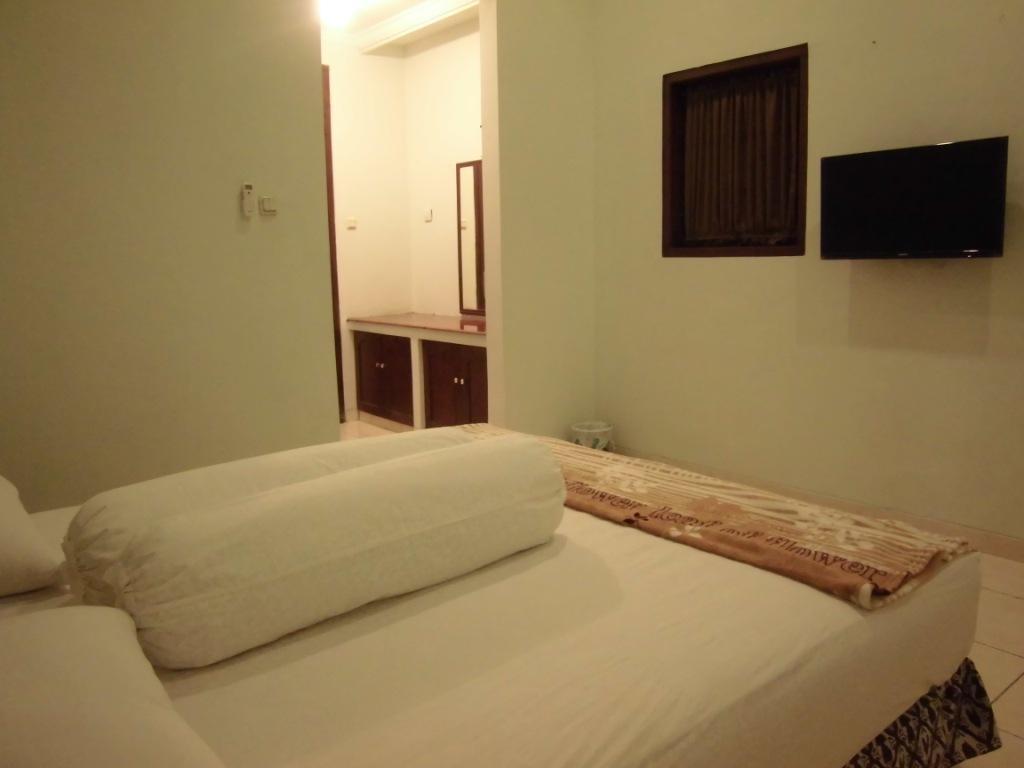 Griya Putri Dewi Guesthouse Jogyakarta Zewnętrze zdjęcie